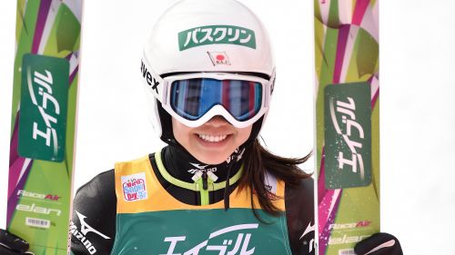 Sara Takanashi vince ancora a Zao e realizza l'ennesimo record