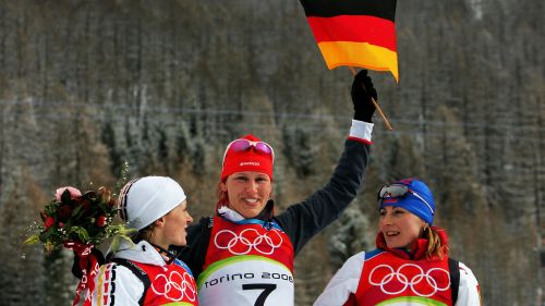 Turin 2006. Kati Wilhlem sidereal nell''inseguimento, flies to the second Olympic gold