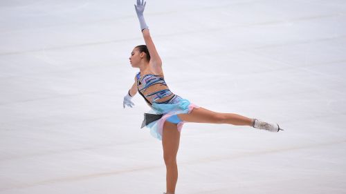 Carolina Kostner al posto d'onore nel corto della Cup of China dominato da Adelina Sotnikova
