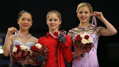 Julia Lipnitskaia sbanca Skate Canada con un punteggio da regina. Posto d'onore per Akiko Suzuki
