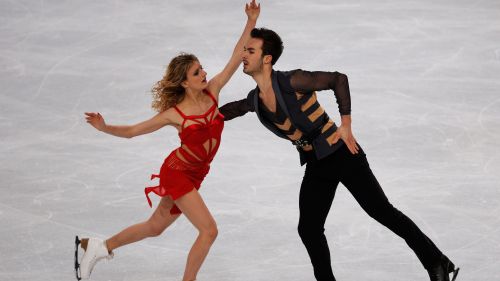 L'Autumn Classic si apre nel segno di Papadakis/Cizeron. Bene anche Gabrielle Daleman