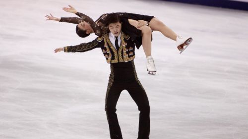 I fratelli Shibutani ipotecano il successo nell'Ice Challenge di Graz