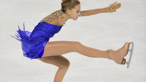 Un'enciclopedica Elena Radionova sbaraglia la concorrenza nel Trophèe Eric Bompard