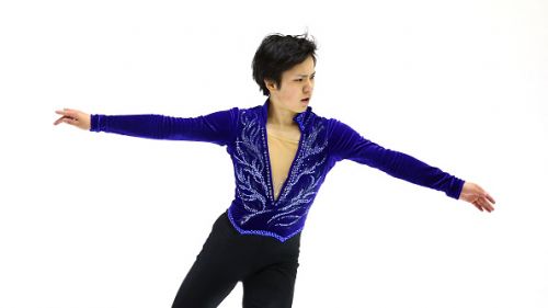 Shoma Uno riscrive la storia nel programma corto dei Mondiali juniores di Tallinn