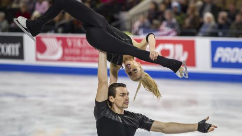 Brown, Scimeca/Knierim e Sakhanovich in gara nell'Ice Challenge di Graz