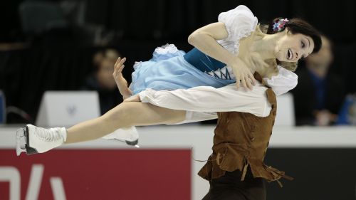 Davis/White annichiliscono Virtue/Moir nella short-dance iridata