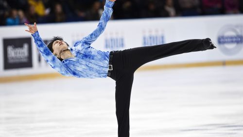 Luci e ombre nel programma corto di Yuzuru Hanyu, leader del Finlandia Trophy
