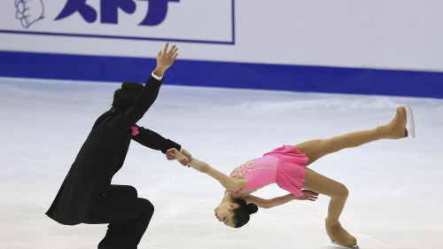 Xiao Yu e Yang Jin sbancano Tallinn con il nuovo primato personale. Cinque coppie russe in finale