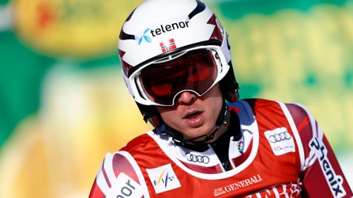 Kristoffersen torna ad allenarsi coi compagni di squadra ma si lamenta per l'allontanamento del padre-manager