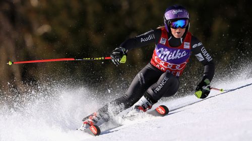 Tessa Worley and Adeline Baud divide the titles in the French national championships