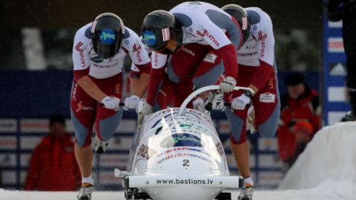 Oskars Melbardis vince anche ad Igls e sfida Martins Dukurs nella lotta al jackpot del Triple Trophy