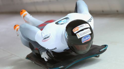 Martins Dukurs torna a ruggire e vince il titolo europeo ad Igls. Decima un'ottima Valentina Margaglio