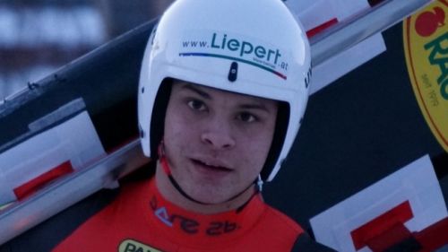 Jonas Mueller wins in Oberhof and won the World Cup. Youth between the two Crystal Balls for the 'Italy