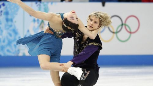 Meryl Davis/Charlie White conducono le danze dopo la Short Dance stabilendo il nuovo record del mondo. Sesti Cappillini/Lanotte