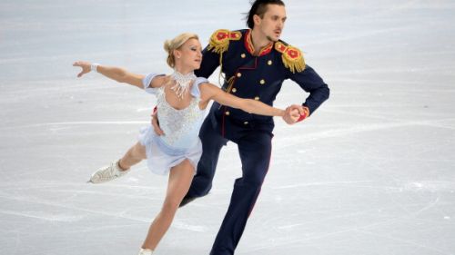 Volosozhar/Trankov dettano legge nel programma corto olimpico, Savchenko/Szolkowy inseguono, Stolbova/Klimov ancora protagonist