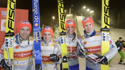 La Norvegia domina la spettacolare gara a squadre di Planica