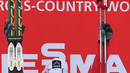 Immensa Marit Bjørgen nella sprint a tecnica libera di Dobbiaco