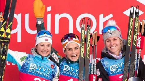 Bottom: It is still super Johaug in Beitostolen. Its also 10 km in free technique