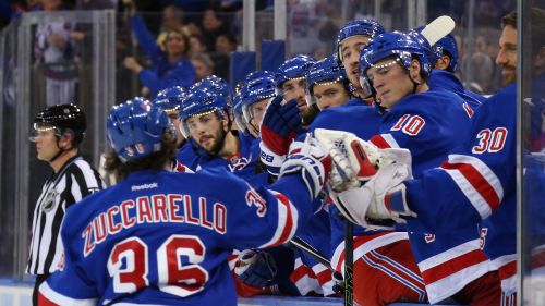 NHL - I Rangers ritrovano la vittoria, battuti gli Sharks