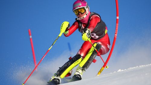 It also injured the Swiss Aline Danioth: cruciate rupture