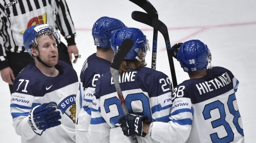 Mondiali: E' sempre più Laine superstar e domani la sfida con Matthews