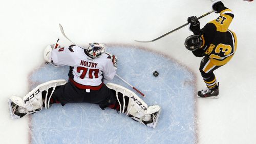 NHL: Pittsburgh elimina Washington in gara 6