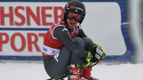 Goggia fourth in the first race in Val d 'Isere. Four blue in the early 15