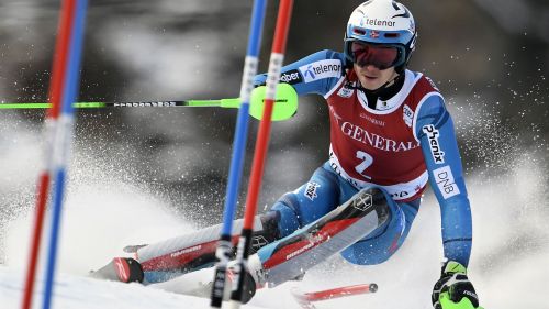 Henrik Kristoffersen back. Wins slalom in Val d' 'Isere, Gross fifth