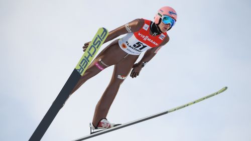 Kubacki is imposed in qualifying on small trampoline. Knee problems for Stoch