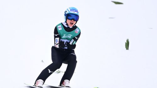 Salto con gli sci: Yuki Ito si prende Gara-2 a Sapporo, per l'Italia solo Lara Malsiner in zona punti