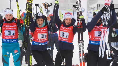 La Francia trionfa nella staffetta femminile di Oberhof, sesta l'Italia