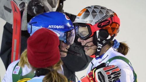 Völkl Gioco dei Podi 2022/23: si accendono le luci sulla Levi Black ed è subito sfida Shiffrin-Vlhova