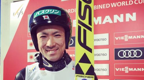 Akito Watabe fa sua anche la seconda gara di Seefeld e mette le mani sul Nordic Combined Triple