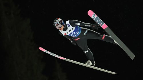 Marius Lindvik sbanca Trondheim, il norvegese è il nuovo campione del mondo su Normal Hill