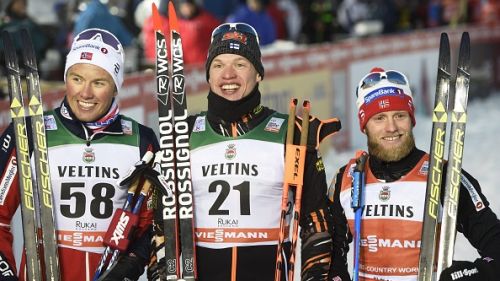 Festa finlandese a Ruka: 15 km TC a Niskanen