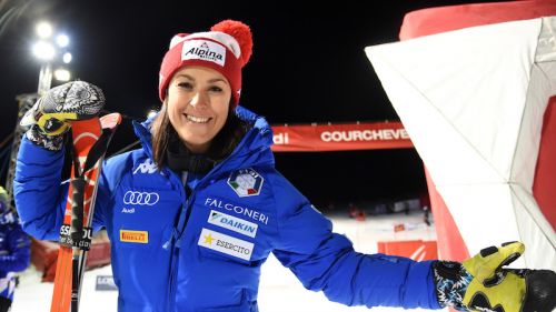 A week at the Stelvio for the blue slalom players led by Irene Curtoni: gathering on the snow until 2 August