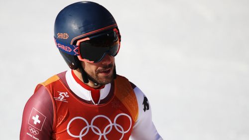Carlo Janka: "The knee works, the head is not". Joana H hlen renounces the operation