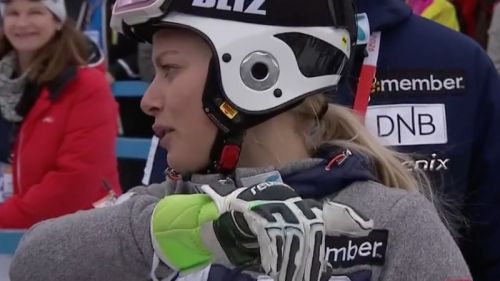 Ragnhild Mowinckel leading the first round of the giant of Ofterschwang, third Marta Bassino