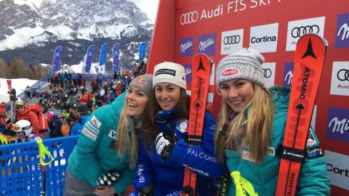 Lindsey Vonn sbaglia e viene battuta da Sofia Goggia che trionfa nella prima discesa di Cortina d'Ampezzo!