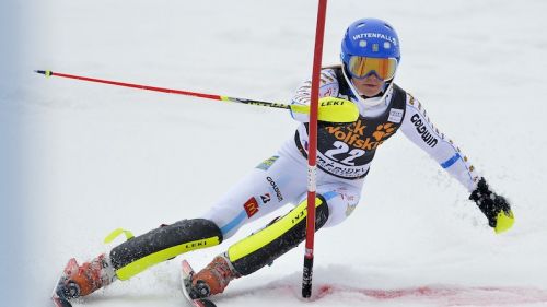 Bis by Charlotta S fvenberg in the second women's night slalom in the Bad Wiessee European Cup