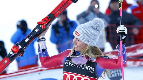Mikaela Shiffrin domina la manche di qualificazione per lo slalom parallelo di Courchevel