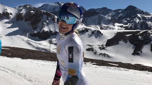 Lindsey Vonn gareggerà sabato a Sölden!