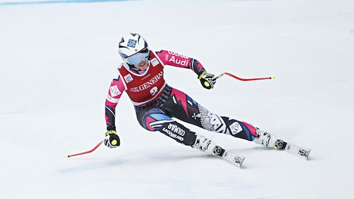 Second female descent of Lake Louise LIVE! Starting list and blue in the race