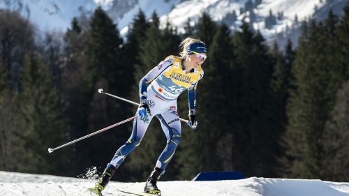 Svezia ancora protagonista al femminile: Frida Karlsson trionfa nella 10 km TC di Ruka!