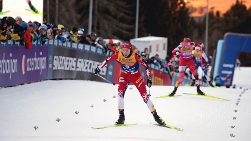 Dopo cinque anni Heidi Weng torna a esultare: la norvegese trionfa nello skiathlon 20 km di Falun. Beffate Diggins e Kalrsson