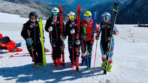 First training for the Austrian girls of the super speed team: "In the Stelvio excellent conditions"