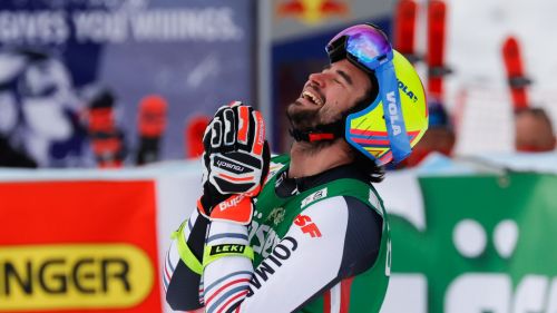 Stop for Matthieu Bailet: fractured right forearm, but he will be there for the speed opening at Lake Louise