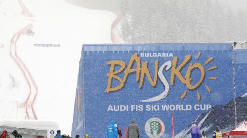 Strong wind in Bansko: the only proof of the female descent will start from the bottom and late