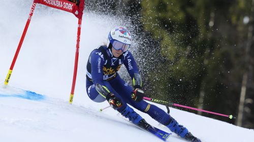 The blues prepare Soelden returning to Hintertux, for De Aliprandini & Co. there is Val Senales