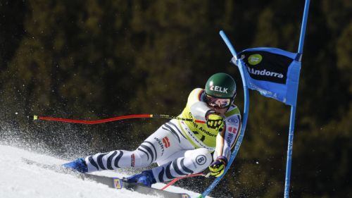 Grazie, Romed! Davanti al pubblico di Garmisch, Baumann annuncia il ritiro con il record di presenze in discesa